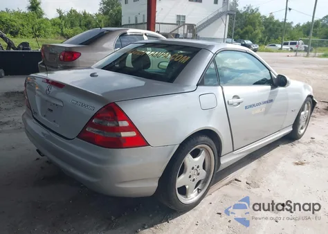 2001 Mercedes-Benz Slk 230 Kompressor z USA, uszkodzony, nr VIN WDBKK49F51F233449